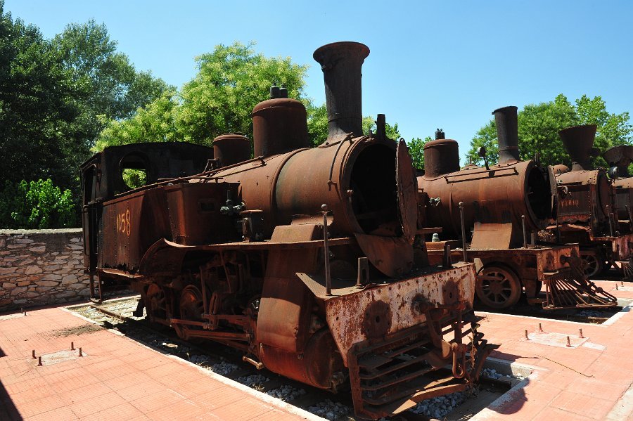 Dampflokomotiven und andere Hauptbahnhof Volos (4)